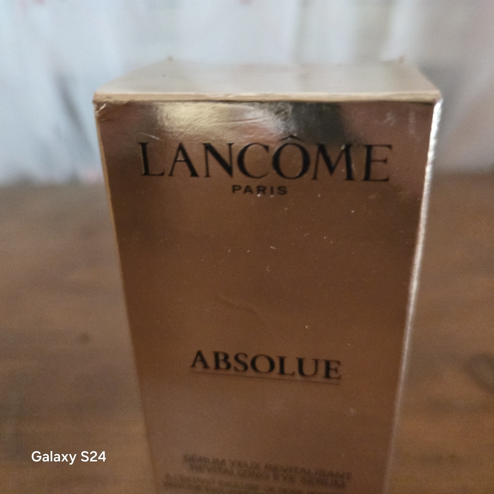 Lancome Absolue Revitalizing Eye Serum - Gold - Picture 2 of 6